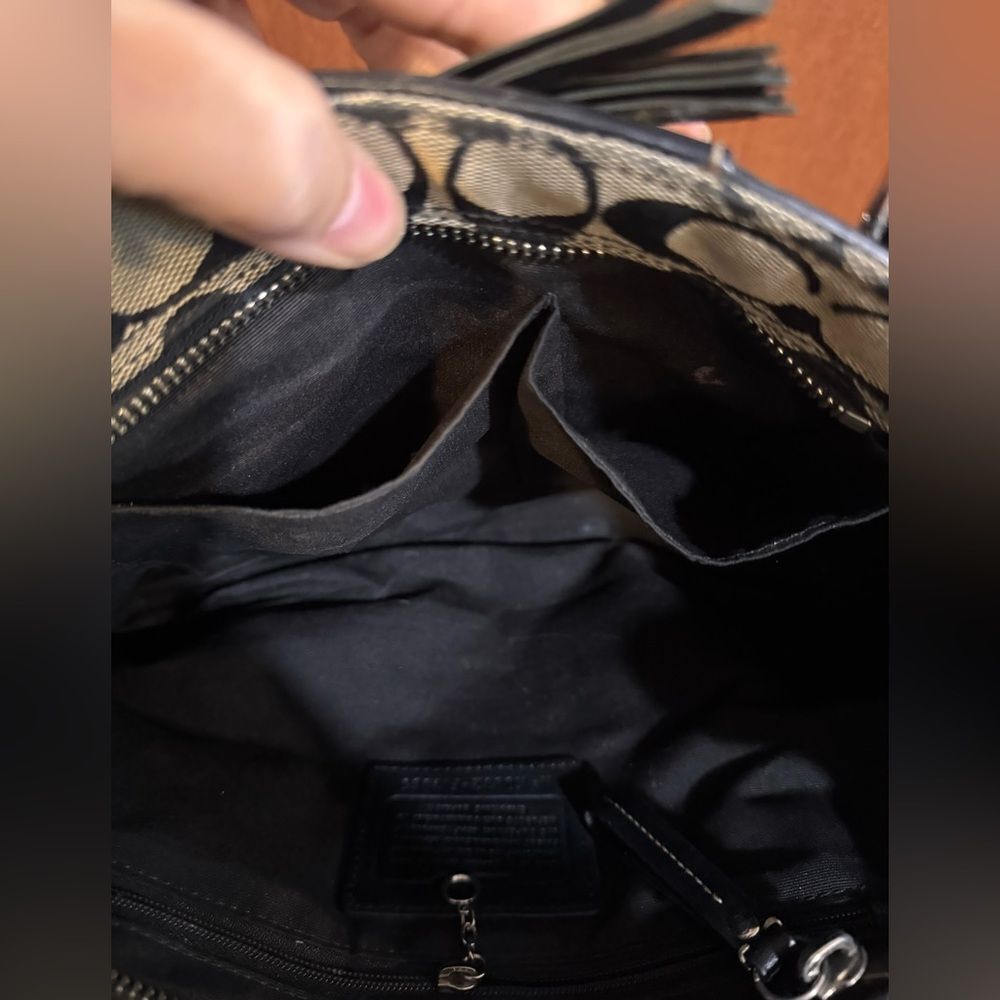 Coach Signature Hampton Black Handbag Tote - Picture 7 of 16